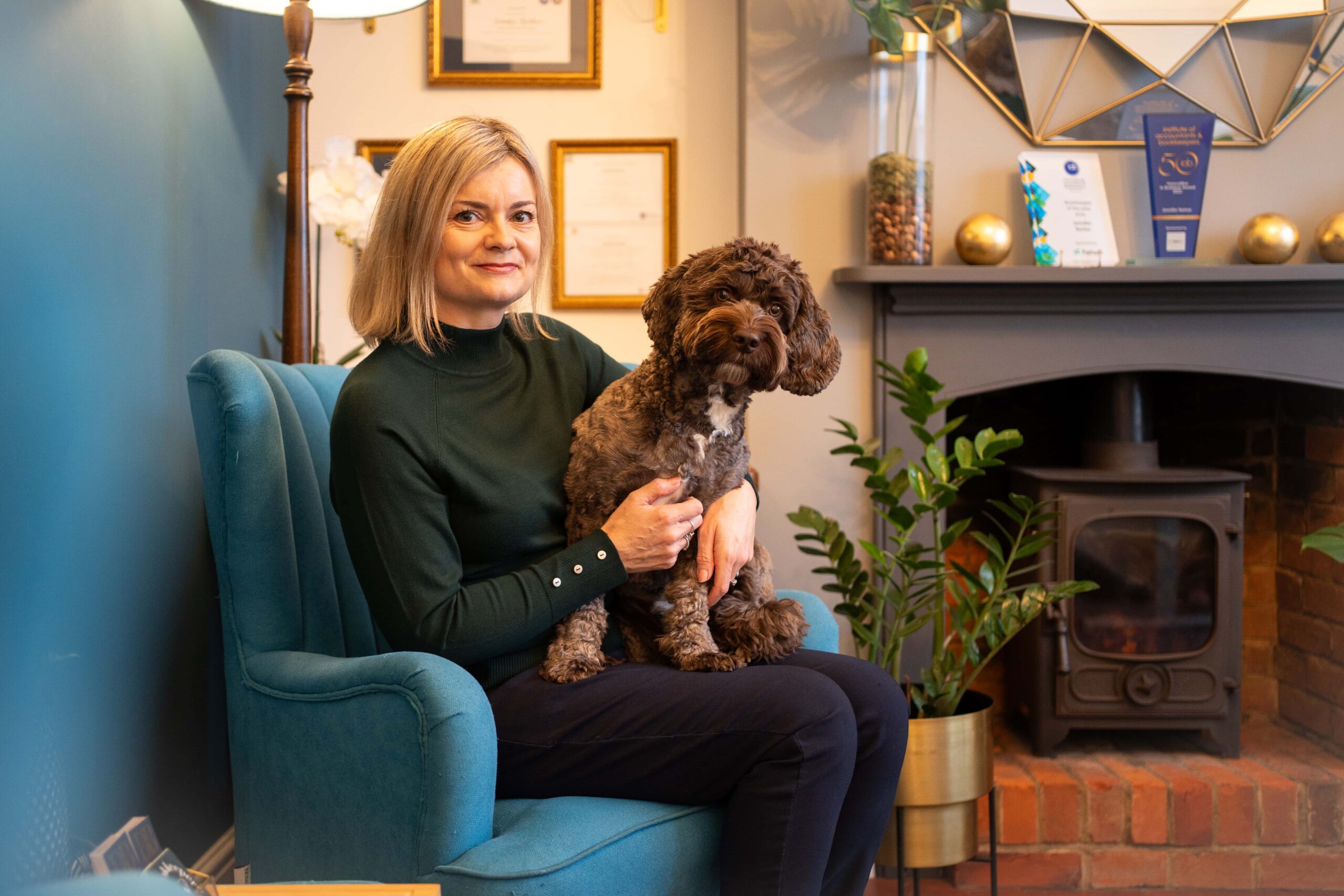 Jennifer Barker & Office Dog | Digital Bookkeeping